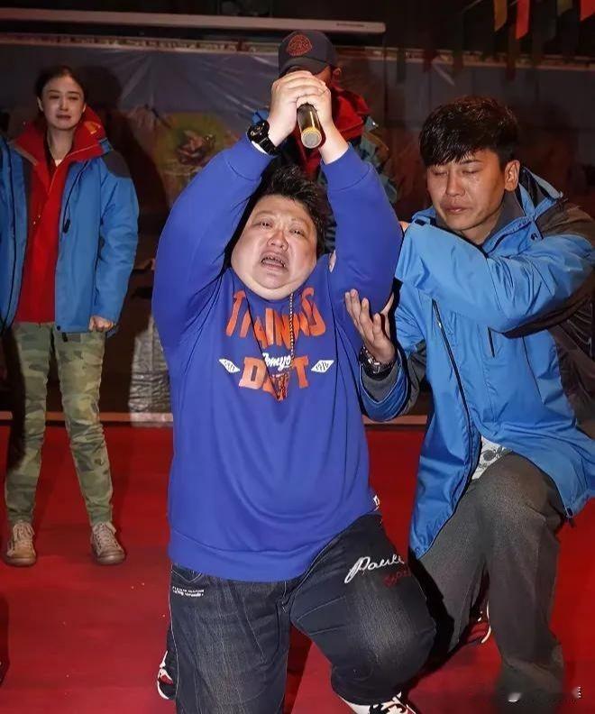 善良的韩红老师，永远向您学习
我作为月捐人 永远支持您。韩红爱心事迹 韩红文化 