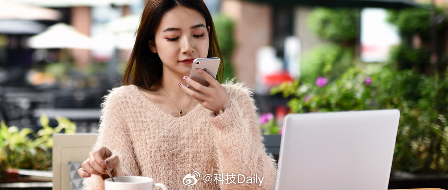 男子靠AI开一人公司年营收达150万 可以围观但不要盲目跟随，人家用AI赚钱是人