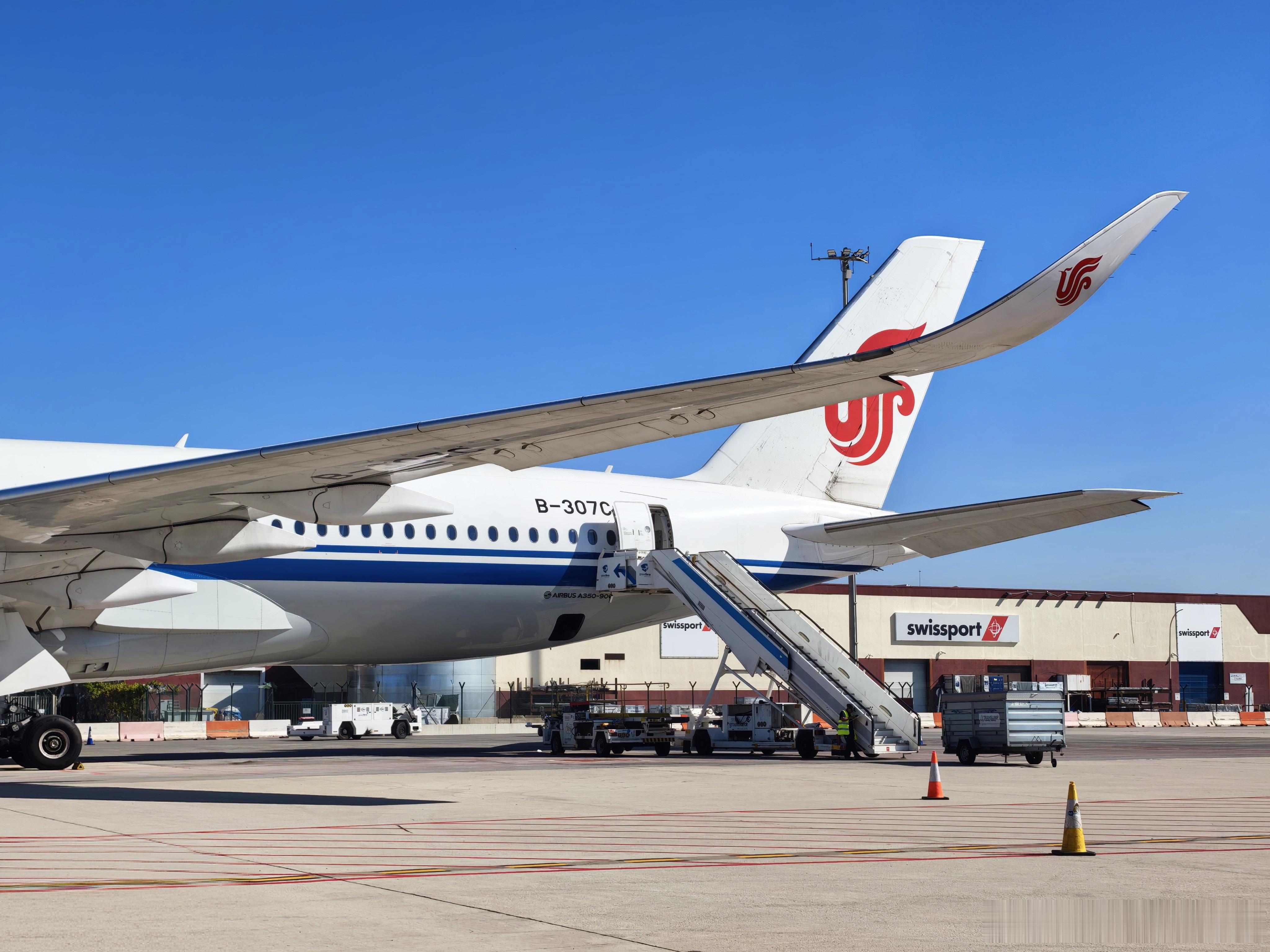 A350首飞13周年 