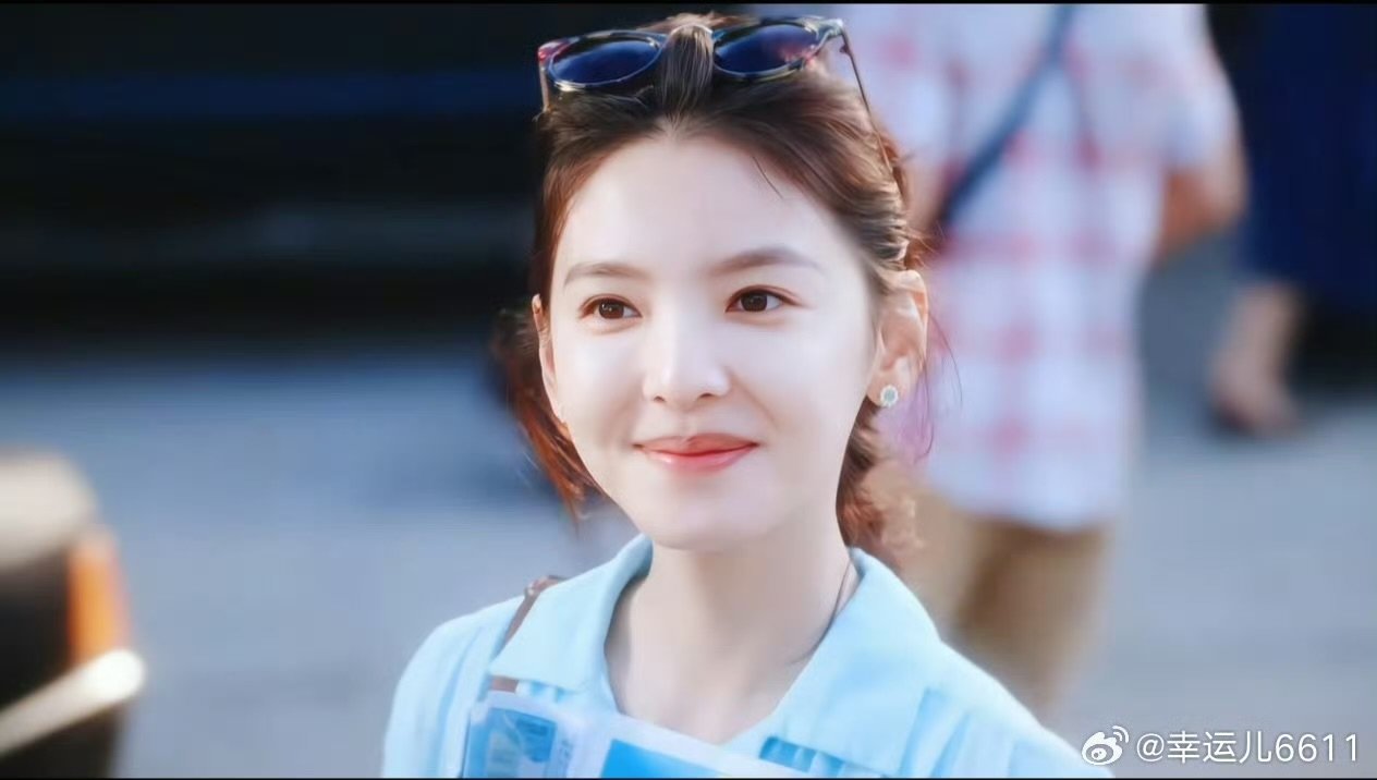 章若楠出场镜头封神章若楠干净清透的气质 章若楠出场镜头封神！干净清透的气质太绝了