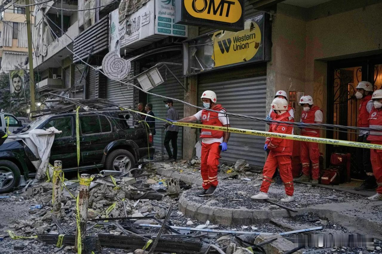 【俄媒曝：以色列袭击了黎巴嫩南部的一栋居民楼，造成至少7人死亡】
贝鲁特时间20
