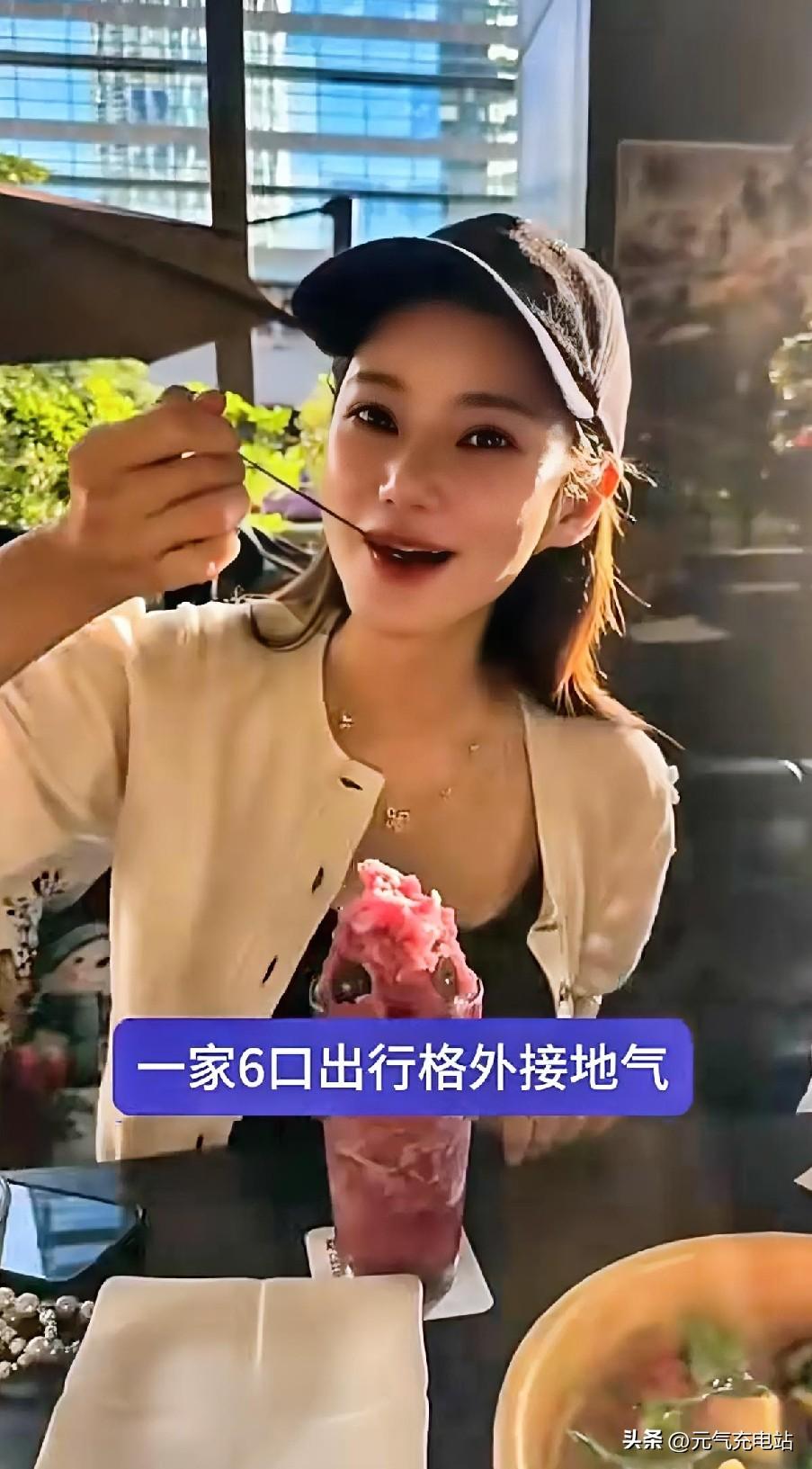 马筱梅一家六口逛庙会，汪小菲和儿女，汪宝儿和丽芳保姆，大小六个人。马筱梅全程揽着