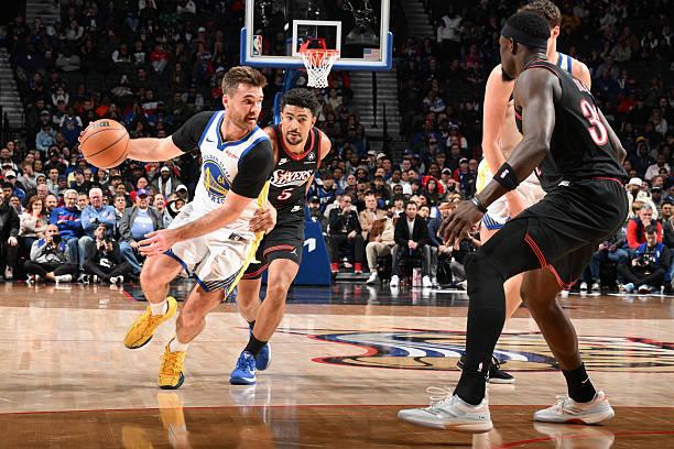 今天没空看NBA？看这一条就够了！

今天进行了5场比赛：

76人 (99) 