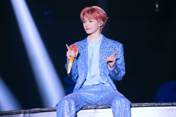 梓渝演唱会贵阳站圆满结束梓渝用歌声陪伴大家奔向比2025更美好幸福的2026年 