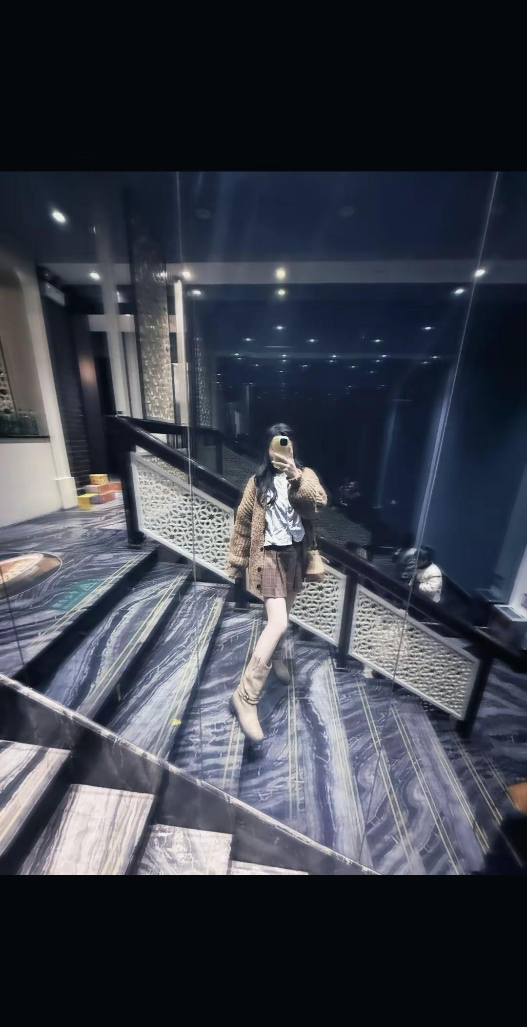 皱纹会长出来  但从容也会长出来     甘喜自知    步步鲜活