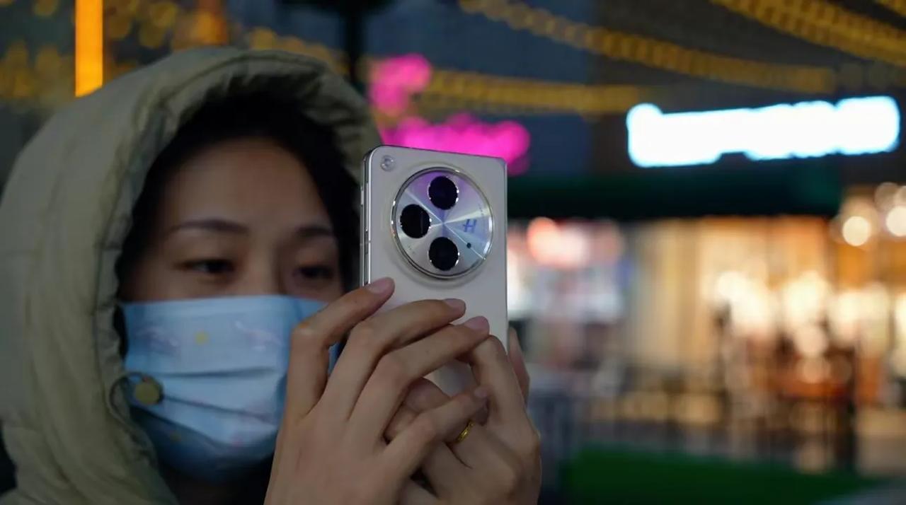 OPPO Find N3我用了一个月，回答一下大家最关注的几个问题。

1，能不