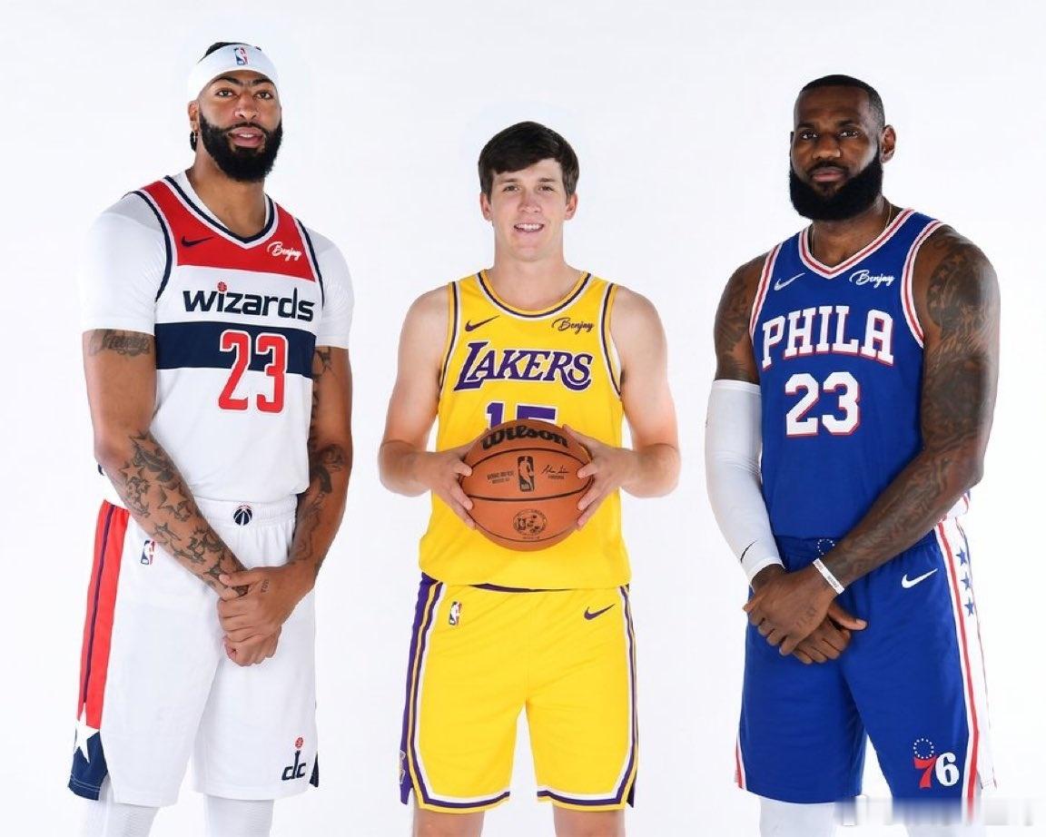 NBA 18个月之后的湖人，只留下了里夫斯作为建队核心詹姆斯加盟76人