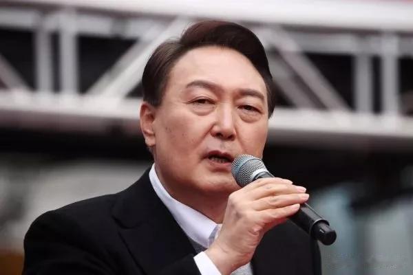 日韩局势要生变？尹锡悦胆子突然变大，军队直接登上争议岛屿！

来源:海峡快报

