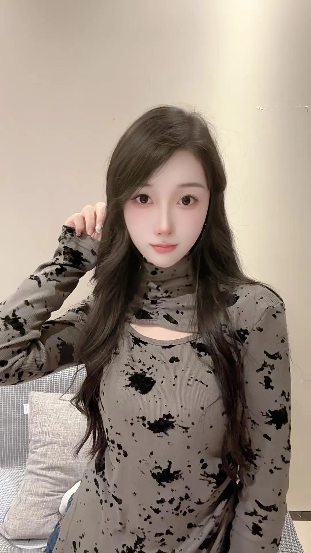 顾行长的女同事们——琳妃，爱人如养花     你越用心 她越漂亮，她妹妹也很漂亮