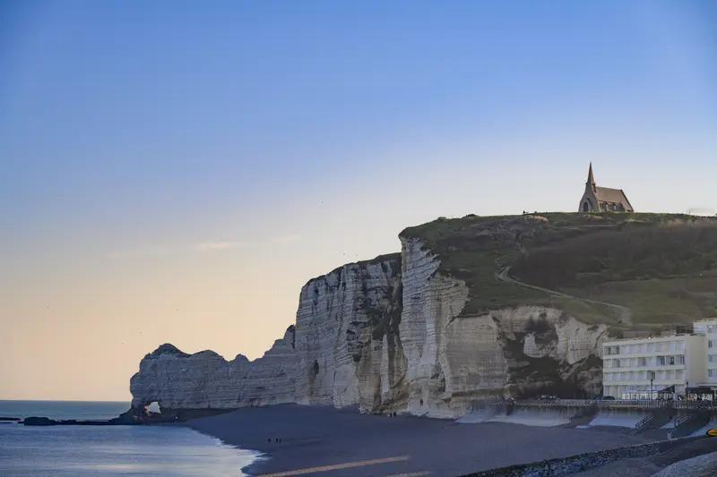 法国万人村庄连续10年自费过春节 法国一个不到1.1万人的村庄Triel - s