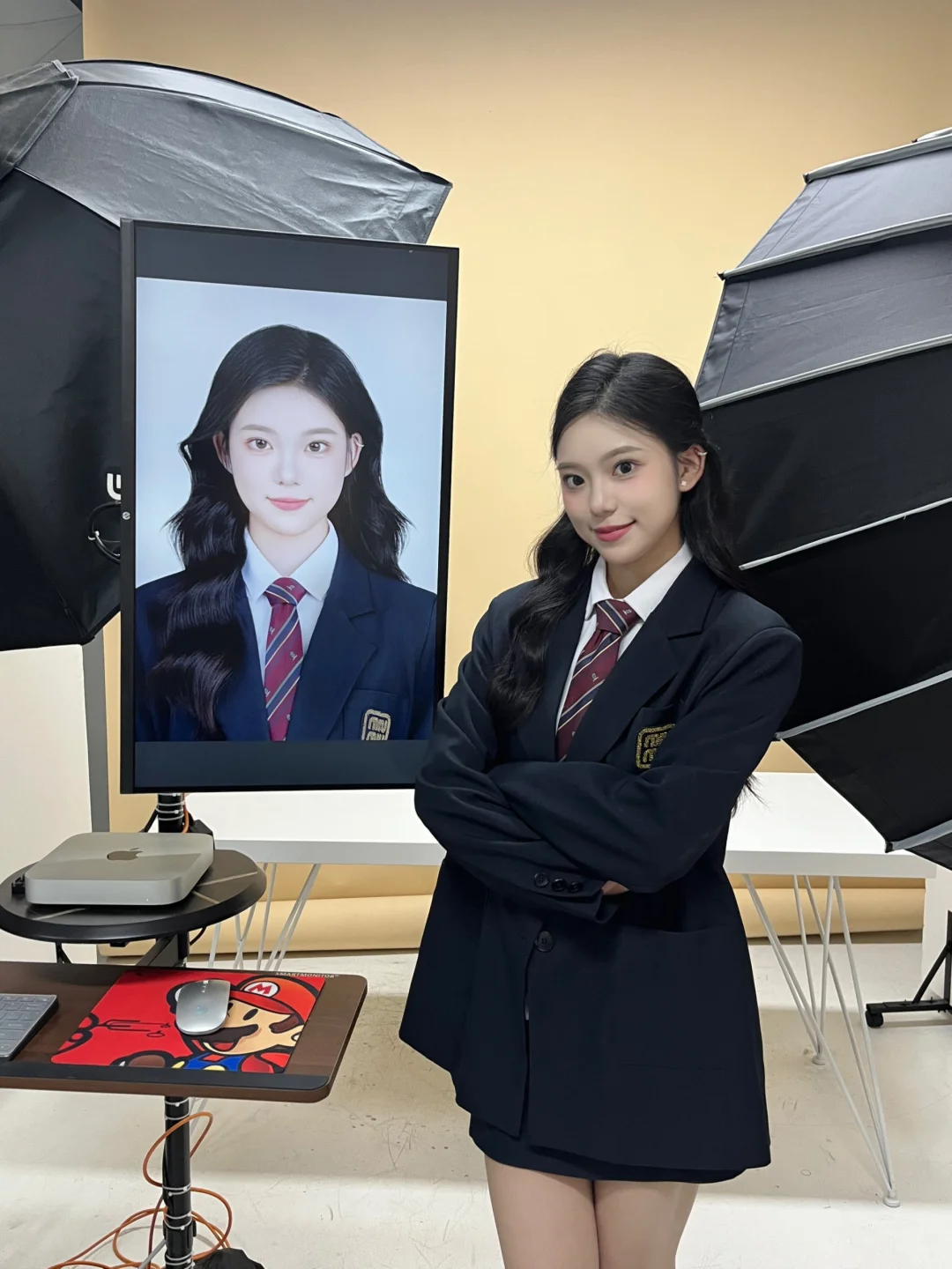 和自己的证件照合影📷｜泸州照相馆