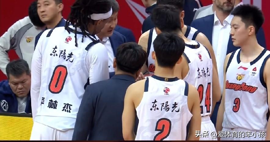 常规赛排名第三的广东东阳光男篮，作为一支拿到19胜8负战绩，排名联赛第三的强队，