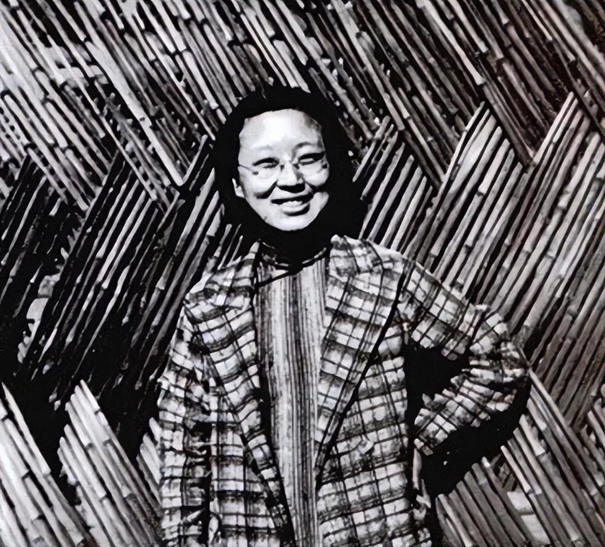 一句“我认得你”，改变了她的后半生

1946年7月，延安。一个面容憔悴、头发斑