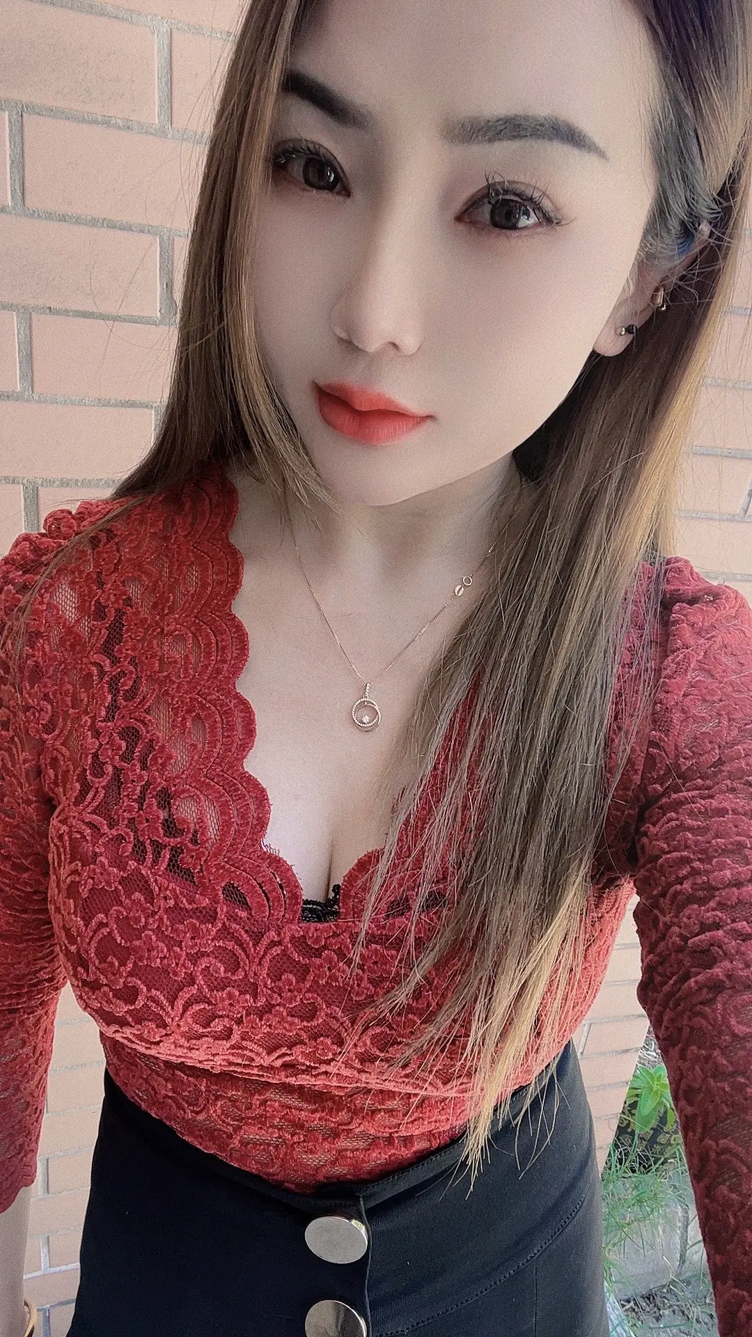 其实人生真的没有那么多鸡汤， 也不需要什么鸡汤， 当你真的遇到事情的时...