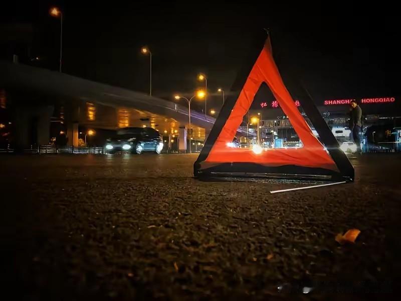 重大误区！！！
开车撞人先打120，直接白赔钱！老司机都栽过跟头
 
无数车主踩
