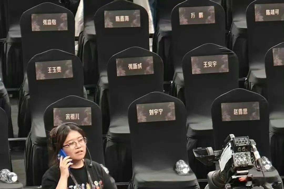 刘宇宁这位置摄像头怼着，你就说吓不吓人吧！ 