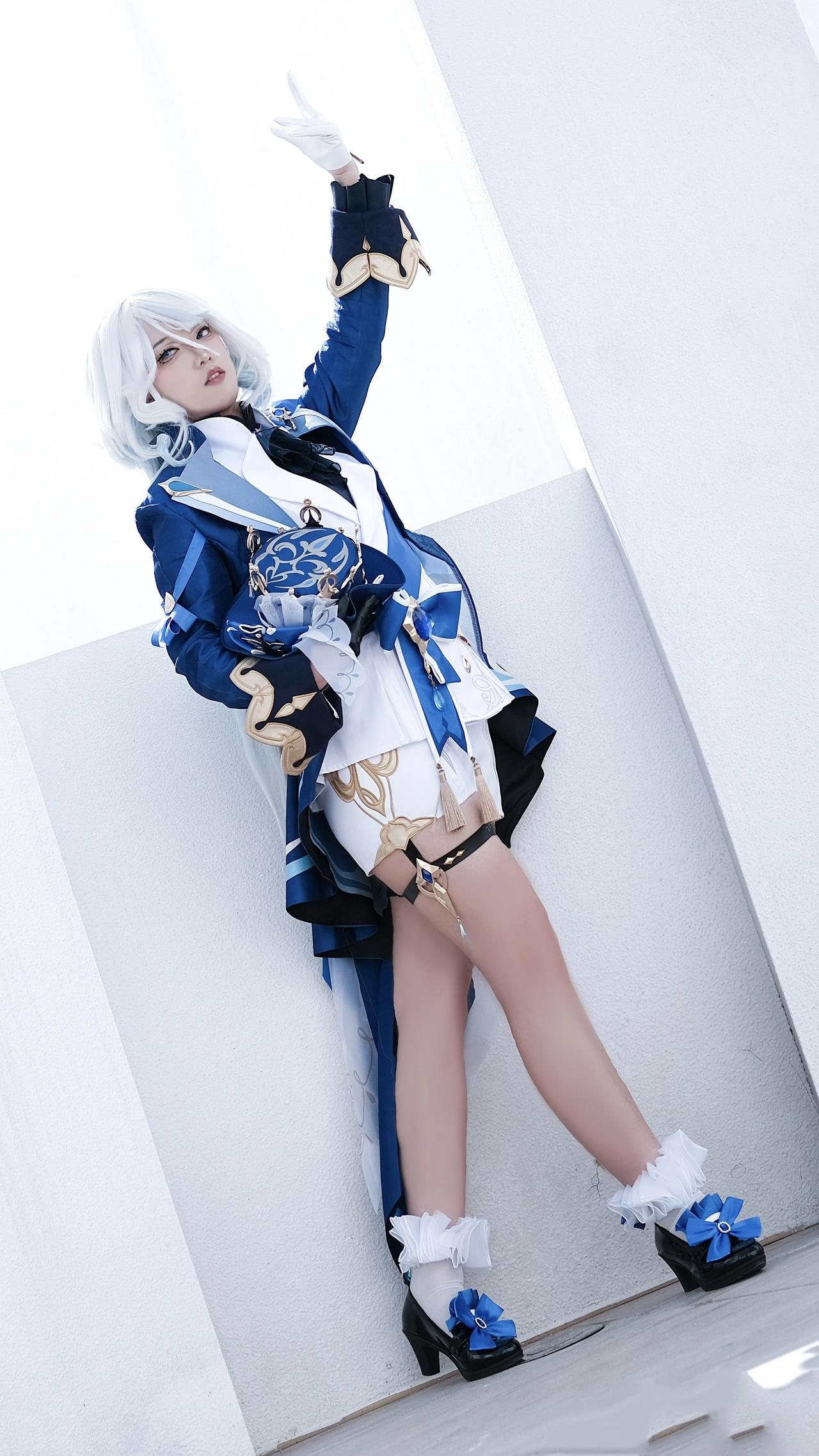 欢呼吧，喝彩吧，我芙宁娜，要退位啦！#原神# #游戏# #二次元#