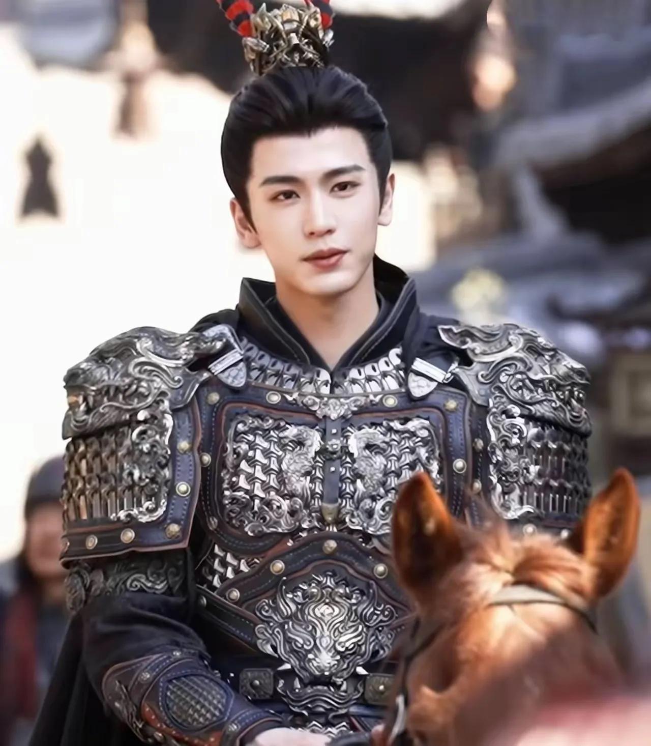 《逐玉》是华谊破产前的最后一次自救，
这部剧必须成爆款，
不然它背后的资本就会因