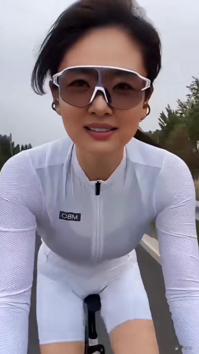 我状态好全靠骑车！要说一天能刷多少公里，一般不会超过三十公里。