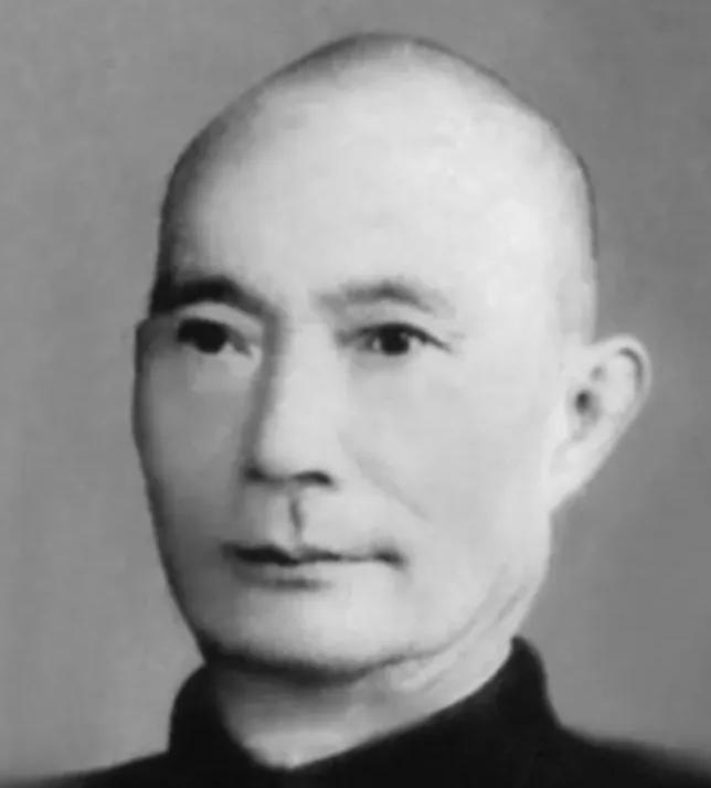 1950年，36军军长刘万春赴京开会，满心以为要升官，刚下北京站就被捕！聂荣臻签