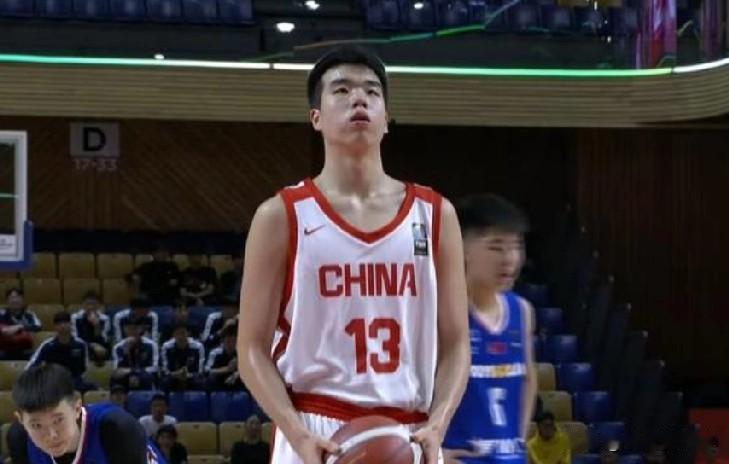 他不是四字外援！他就是中国詹皇

U16亚洲杯中国男篮以97-81轻取韩国队，小