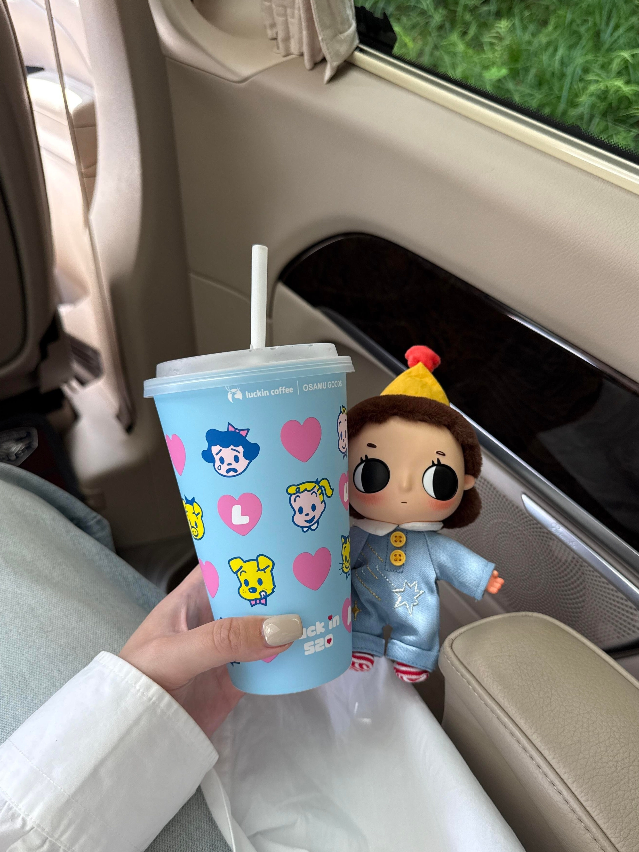 时常觉得自己是一个很幸运的人,在不同的人生阶段,总能遇到很好很好的人。 