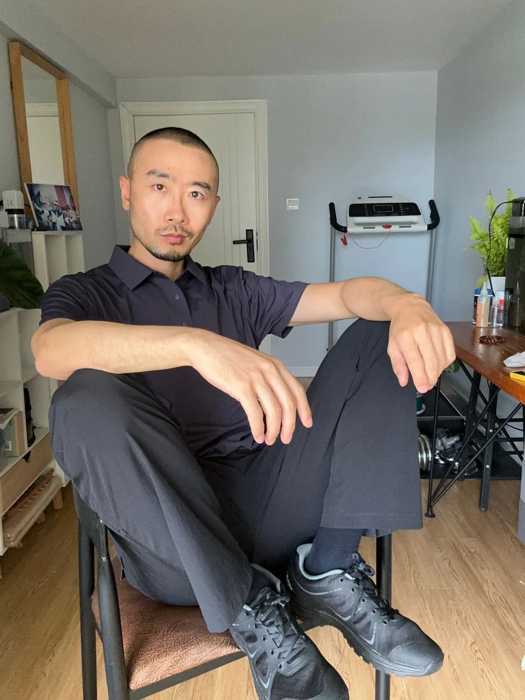 又是被迫穿工装的一天