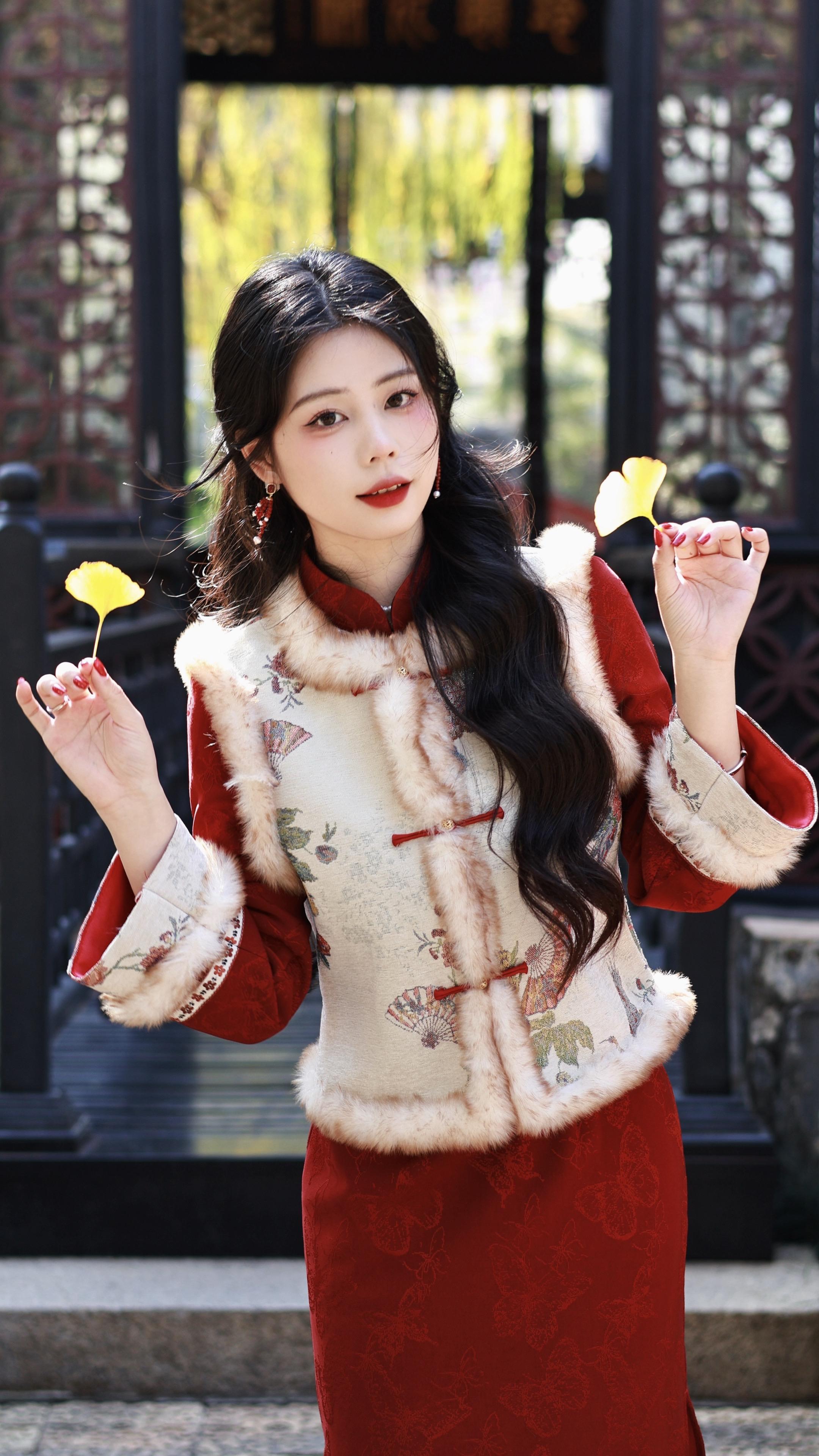 花踌躇 柳轻叹 敢问情何以堪。