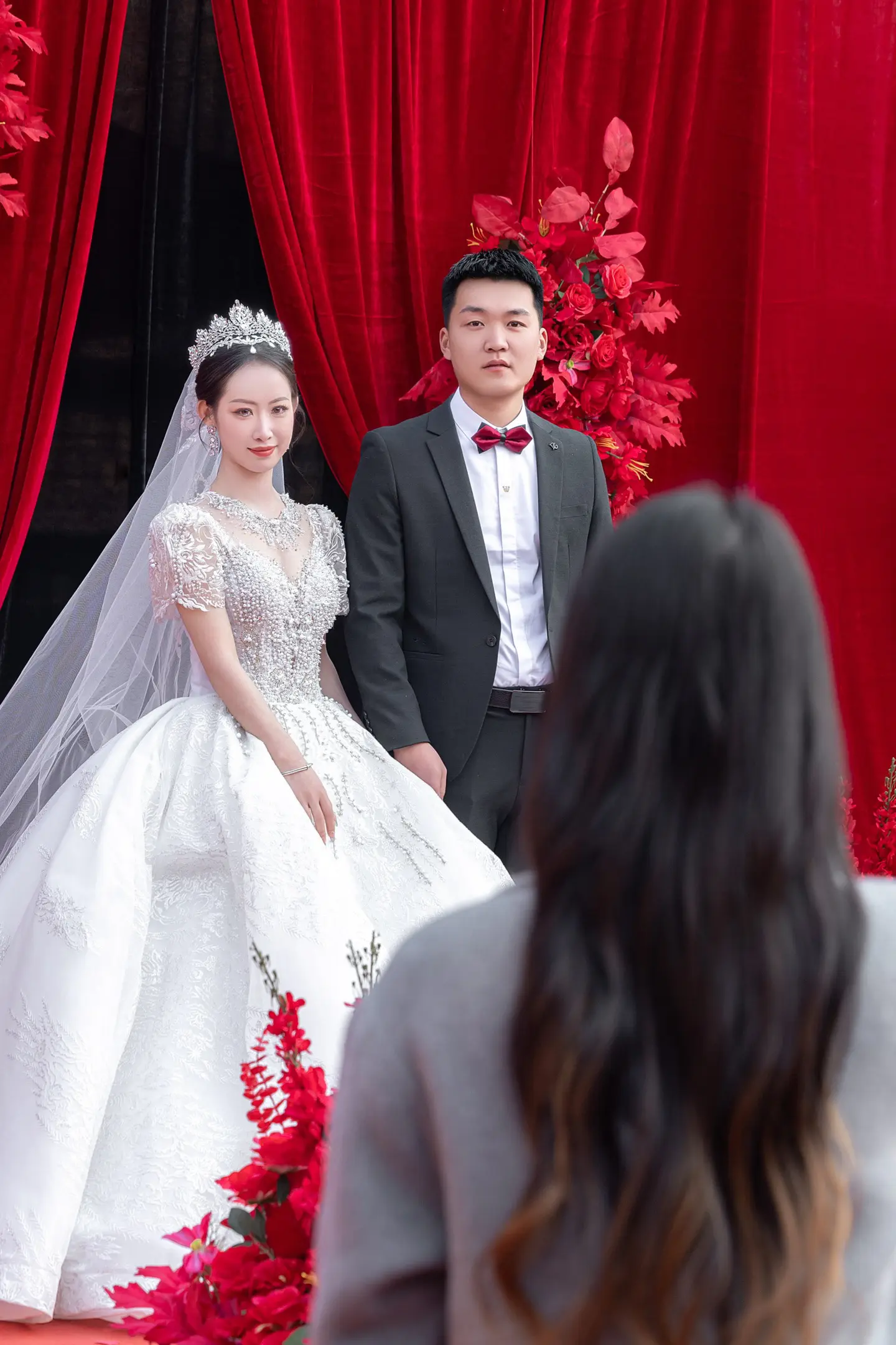 原来那天最破防的……是看着那个从小吵到大的妹妹