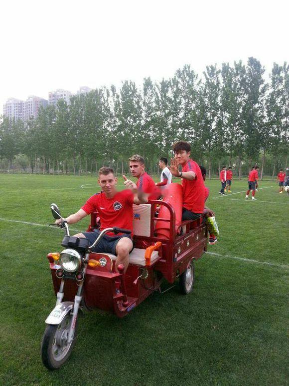 宁波男篮当场裁掉外援    能被当场裁掉的运动员、球员，多是非主力球员、非核心球