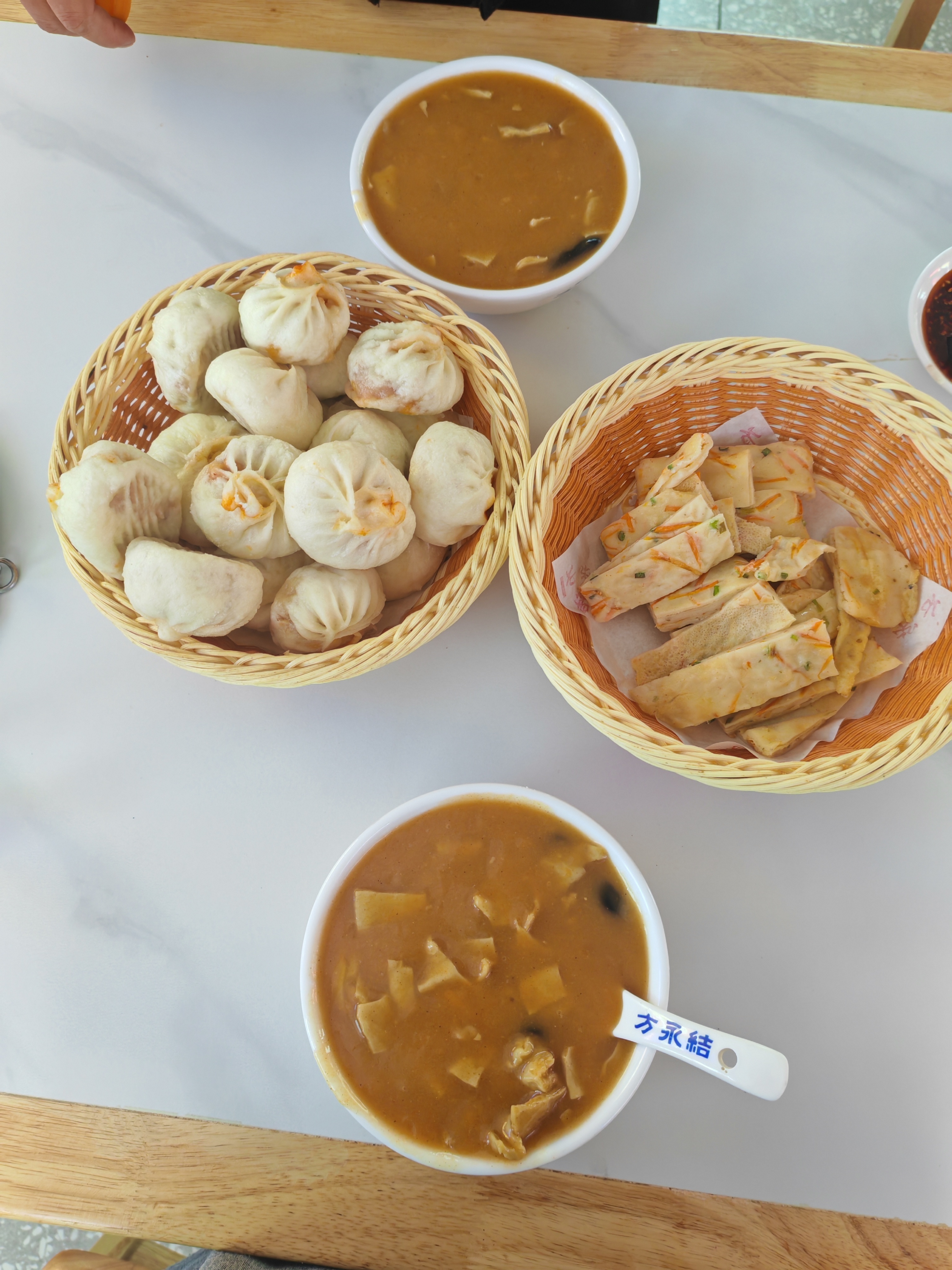 胡辣汤，好吃好吃 