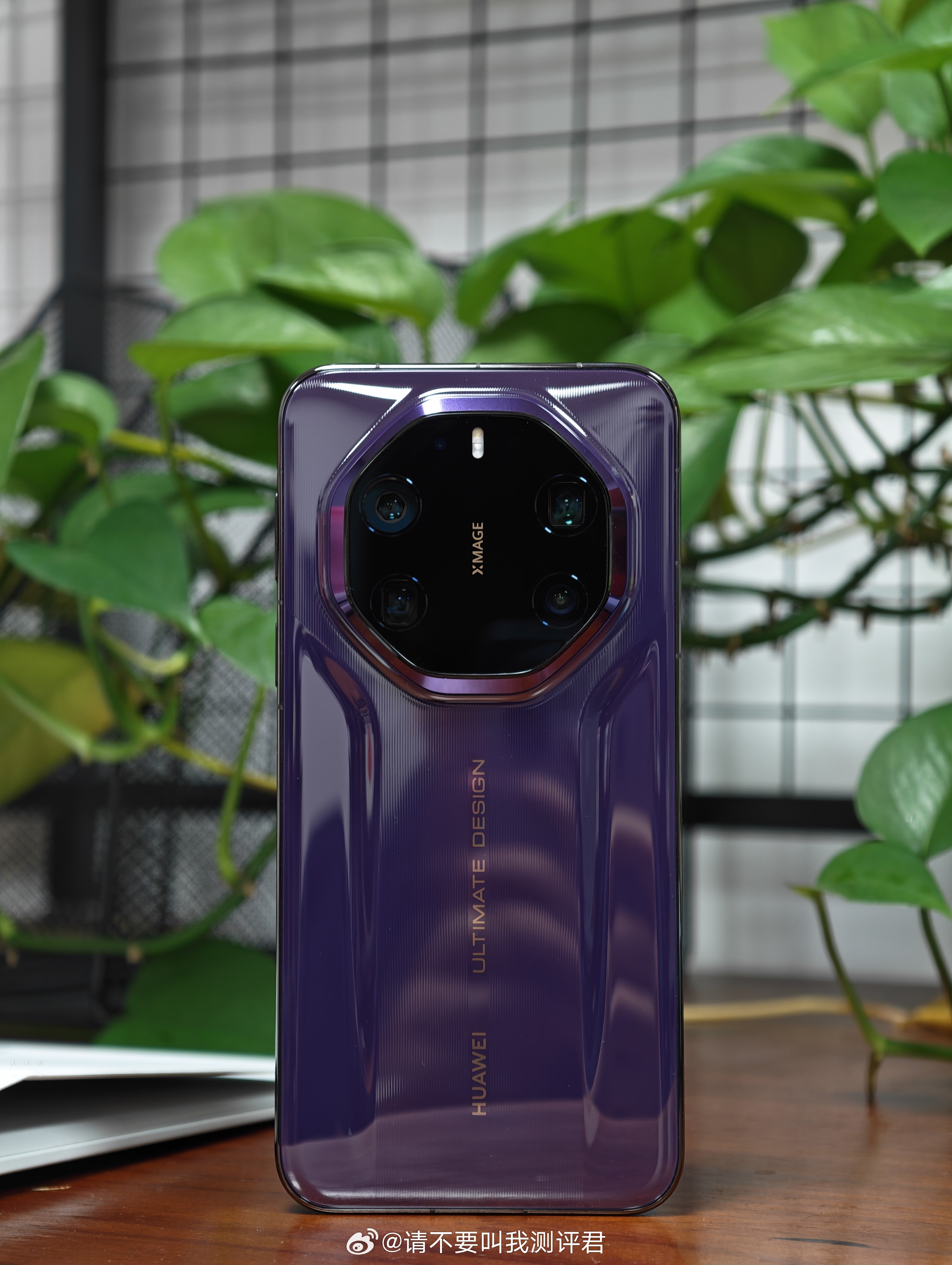 华为Mate 80 RS 非凡大师暑期促销降价1000块，感兴趣的朋友可以冲了。