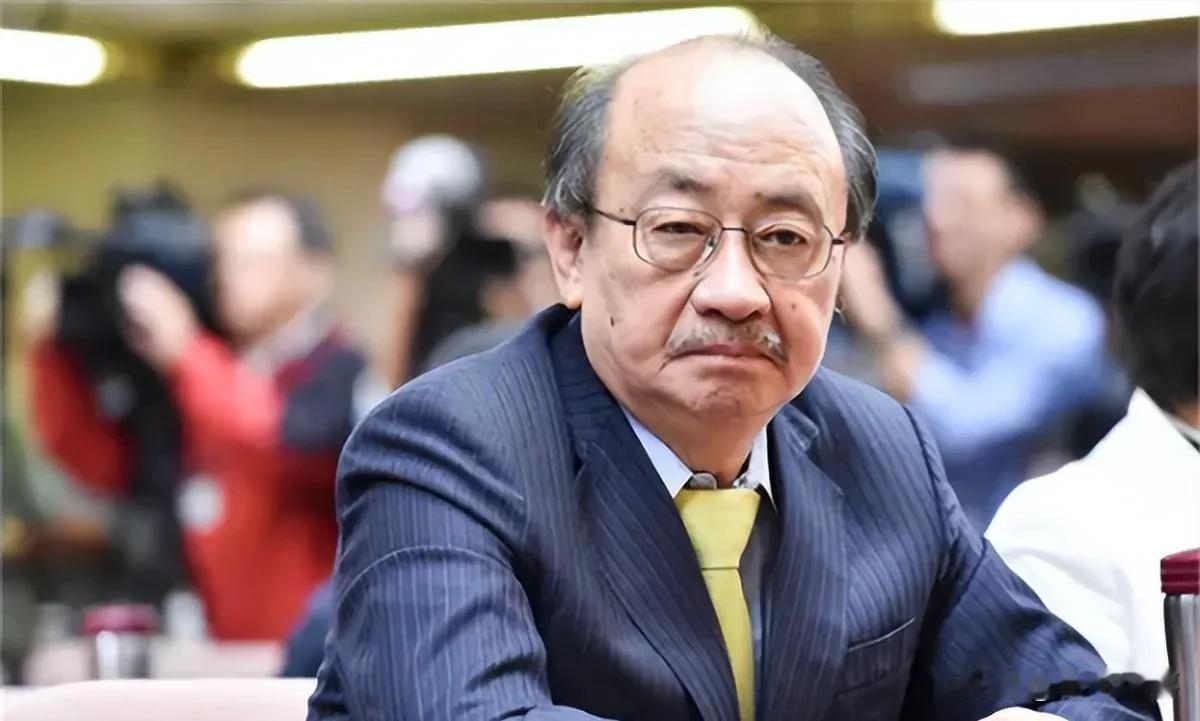 傅崐萁刚回到台湾，民进党就出手了！
   傅崐萁率团登陆后刚返台，民进党团总召柯