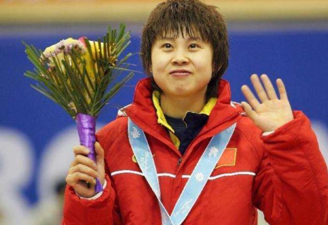 为什么大家都很迷恋王蒙？濛主真的太绝啦👏 这种利用规则的强者思维，真不是一般人