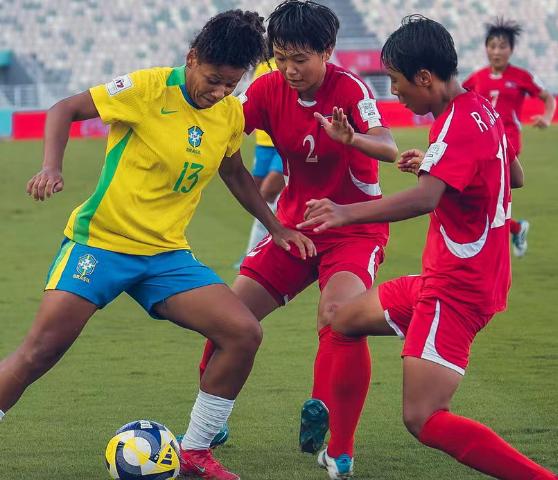 北京时间11月8-9日，U17女足世界杯最后两场比赛赛程如下：

第一场8日23