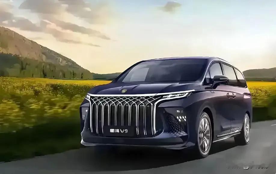 2027款东风风行星海V9诚意升级，置换价16.99万起，二十余项配置拉满，是2
