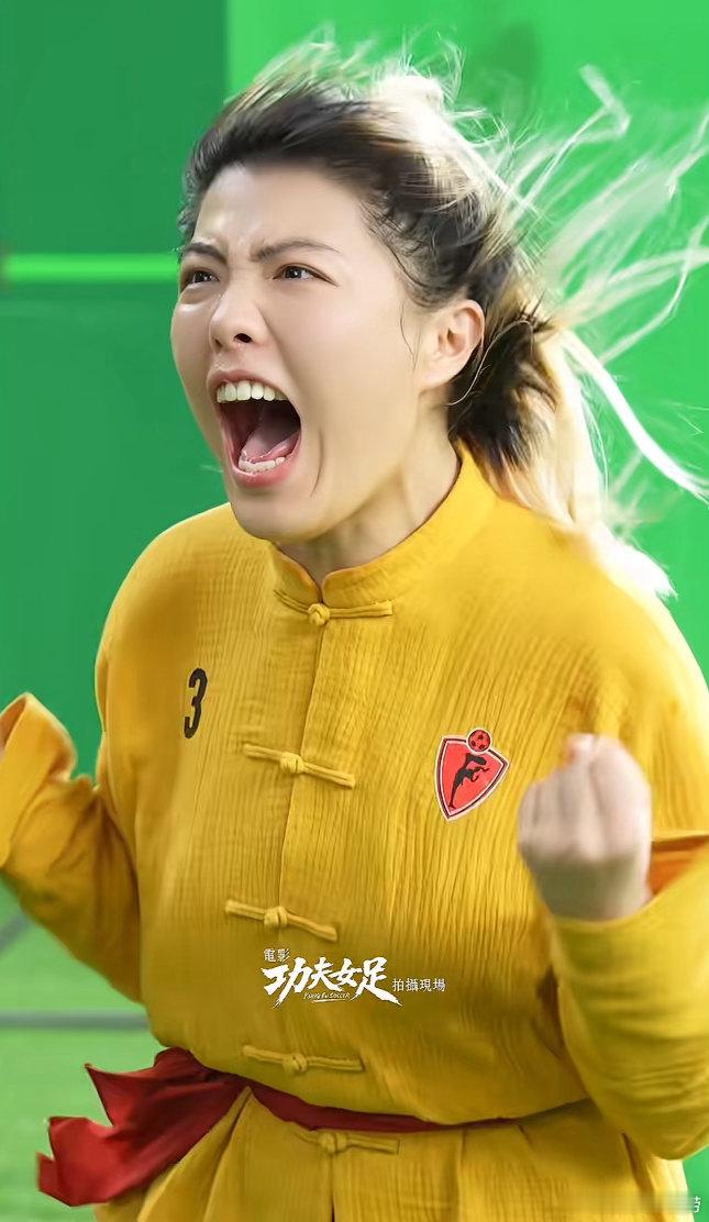 周星驰说20号队员是新一代重器周星驰说丧彪是隐藏的厉害角色《功夫女足》路演收获重
