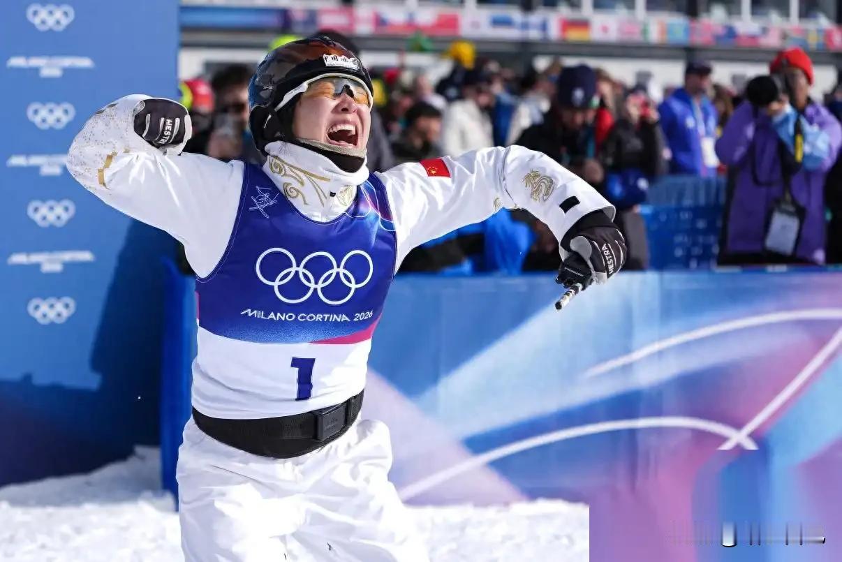 406套方案、五届冬奥、一身伤！35岁徐梦桃，在米兰让全世界闭嘴

米兰冬奥，3