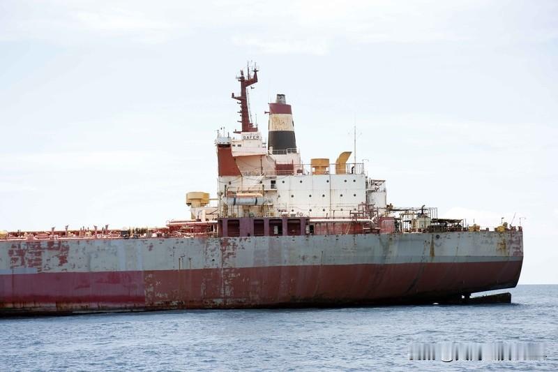 美军扣押与委内瑞拉有关的油轮 美国又搞事了！当地时间1月7日，美军扣押了“马里涅