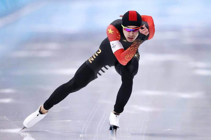 米兰冬奥速度滑冰男子1500米北京时间今日23:30，米兰冬奥会速度滑冰将进行男