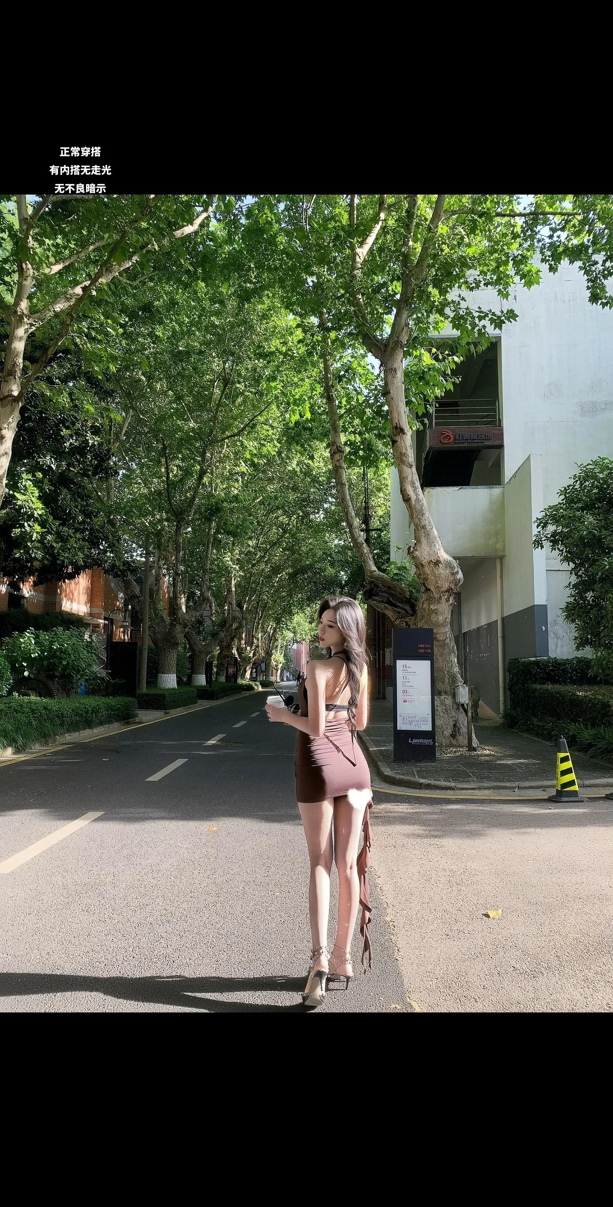 其实我谁都不喜欢 但装深情真的很好玩