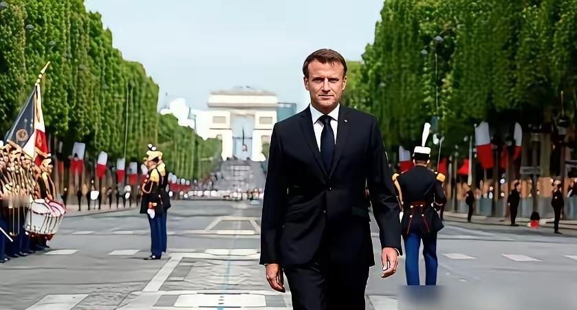 马克龙这次来咱们国家，主要有两个小目标！第一件事，就是要去成都"讨"只新熊猫——