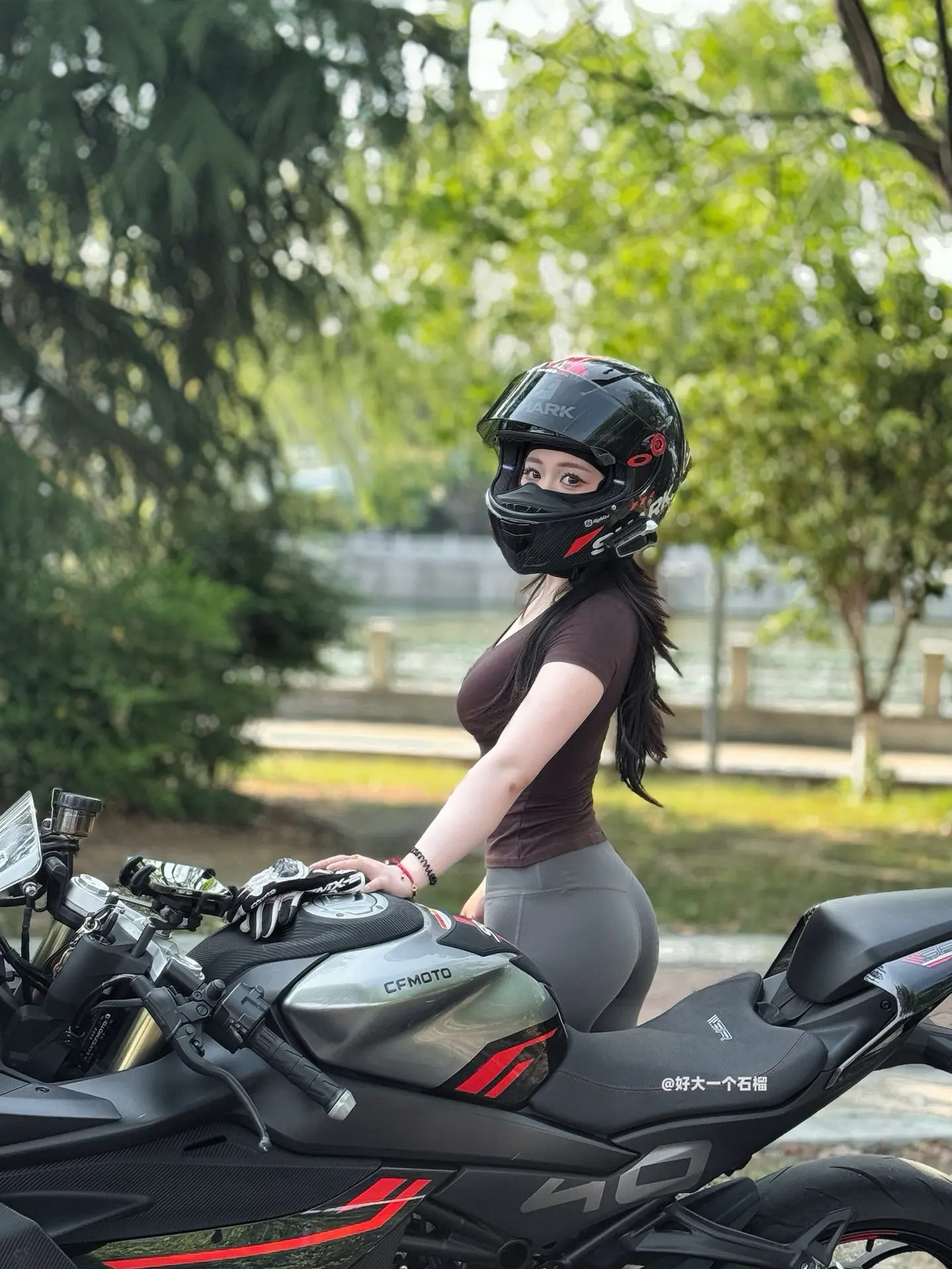 她最好 我最坏。