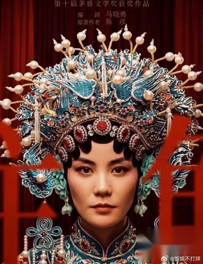 近日，谢霆锋西安演唱会热度持续发酵，作为亲友低调赴西安助阵的王菲，意外凭一组城墙