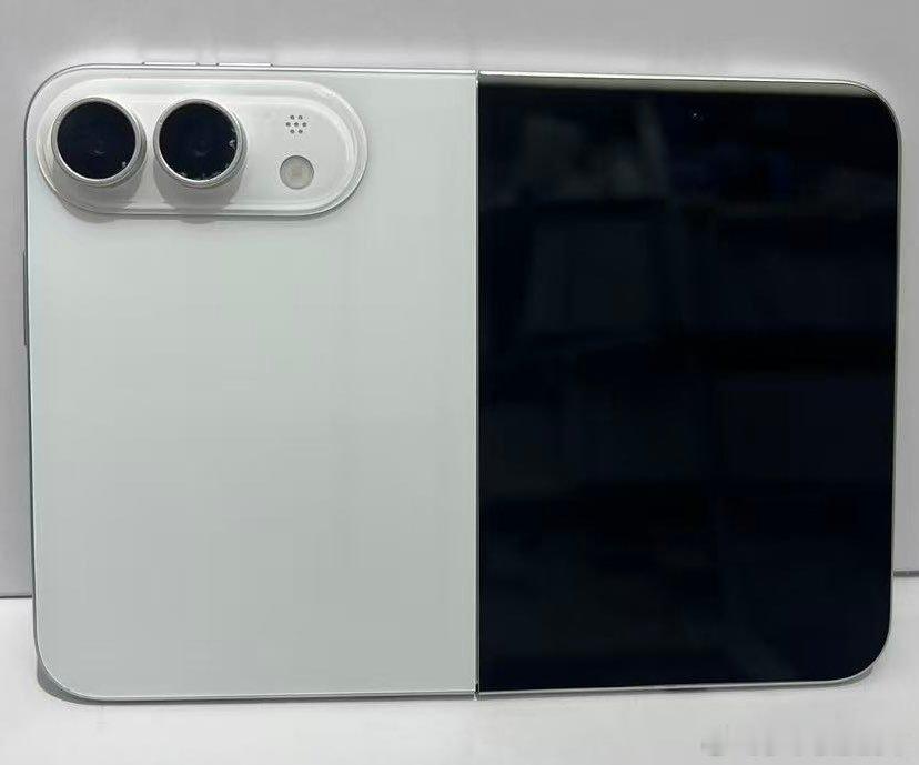 库克最后一届WWDC 据说这就是iPhone Fold折叠屏手机，看这外观的设计