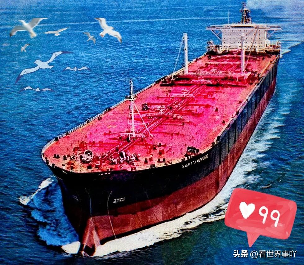 外媒称：
一艘“中国货船”通过霍尔木兹海峡。这似乎是伊朗实施海峡通行管制以来首艘