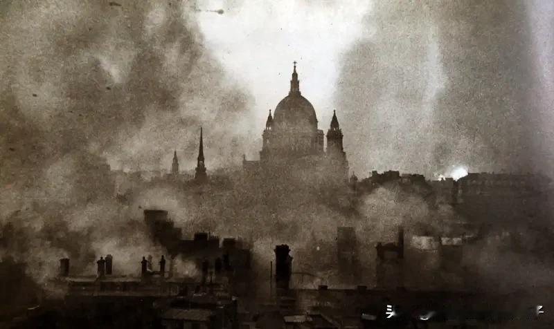 俄罗斯发动大规模空袭 俄罗斯这波大规模空袭可真是闹得动静不小。12月6日至12日