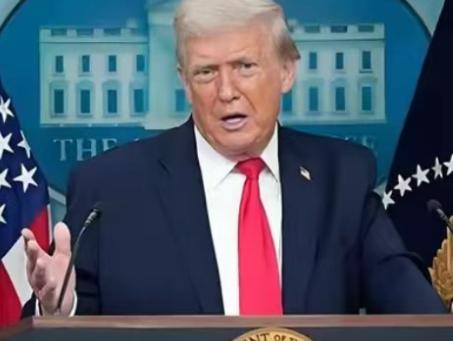 特朗普的这句话就有点意思了，当被问到美国会不会支持日本的时候，特朗普风轻云淡的表