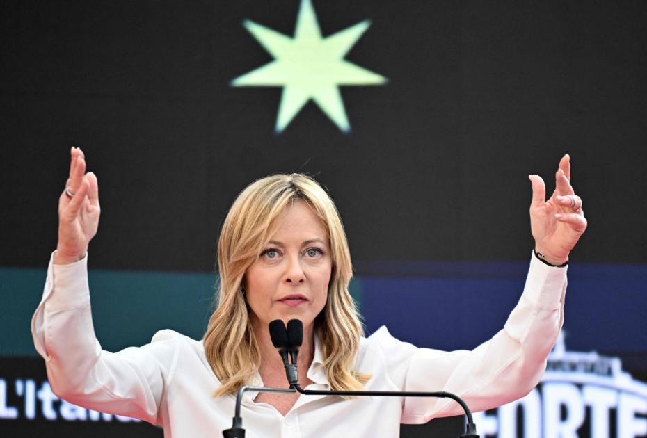 欧盟80万大军援乌计划遇阻！意大利强硬拒派一兵一卒
 
据俄罗斯卫星社12月18