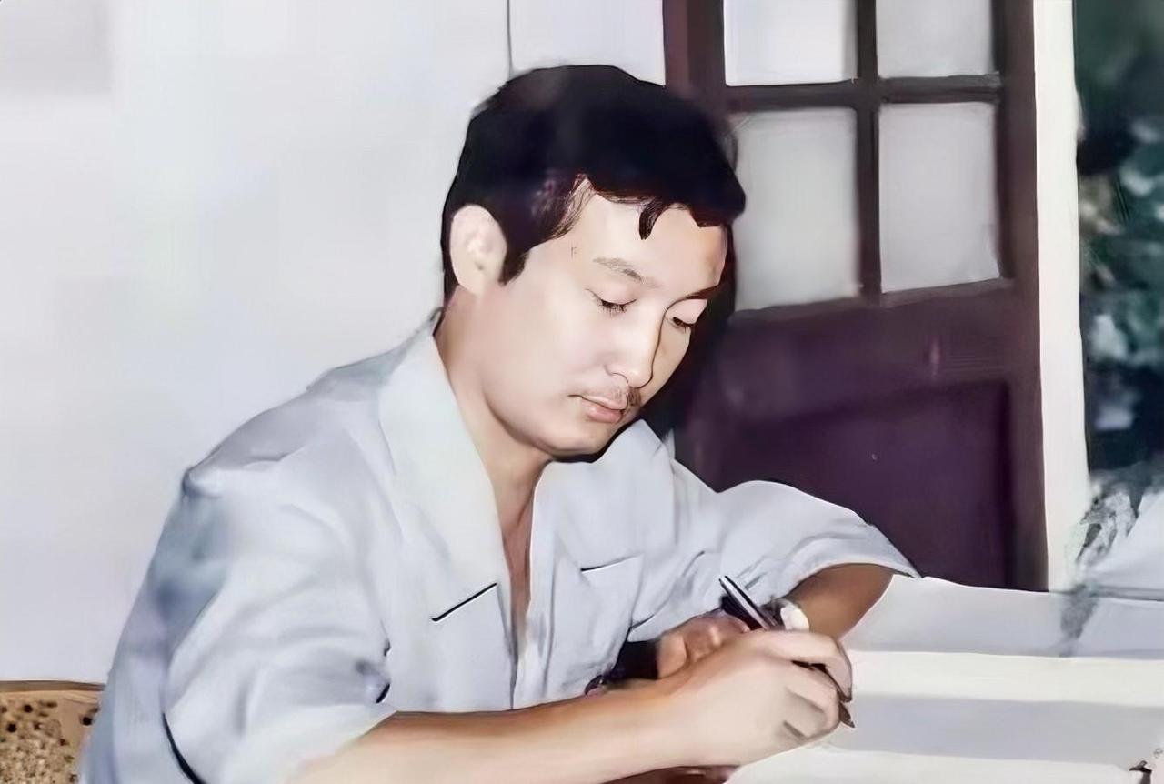 太感动啦！河南1男子娶残疾恩师，谁料，20年后，他竟感动中国。


一个男人，为